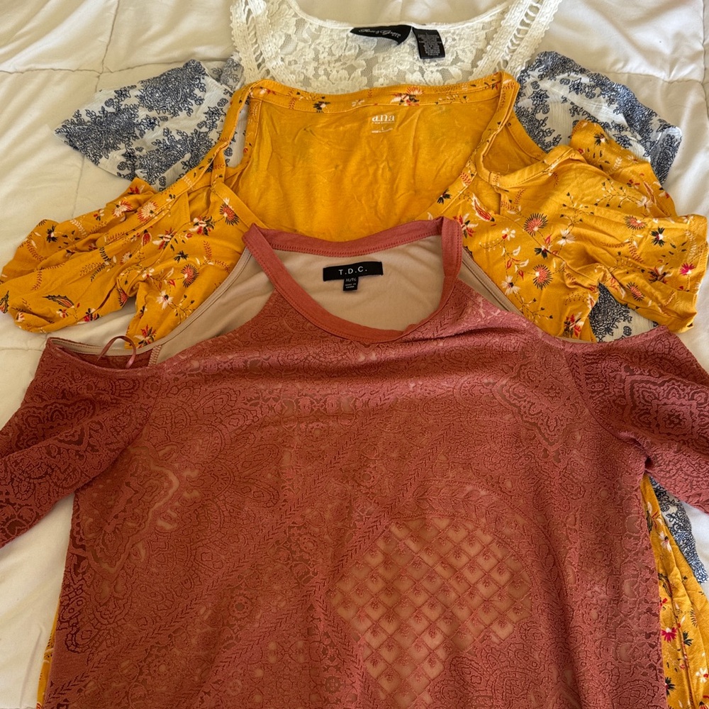 Women's cold shoulder bundle